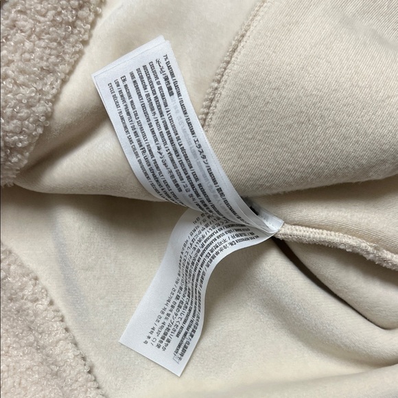 Abercrombie & Fitch Off-White Teddy Jacket - Picture 6 of 7